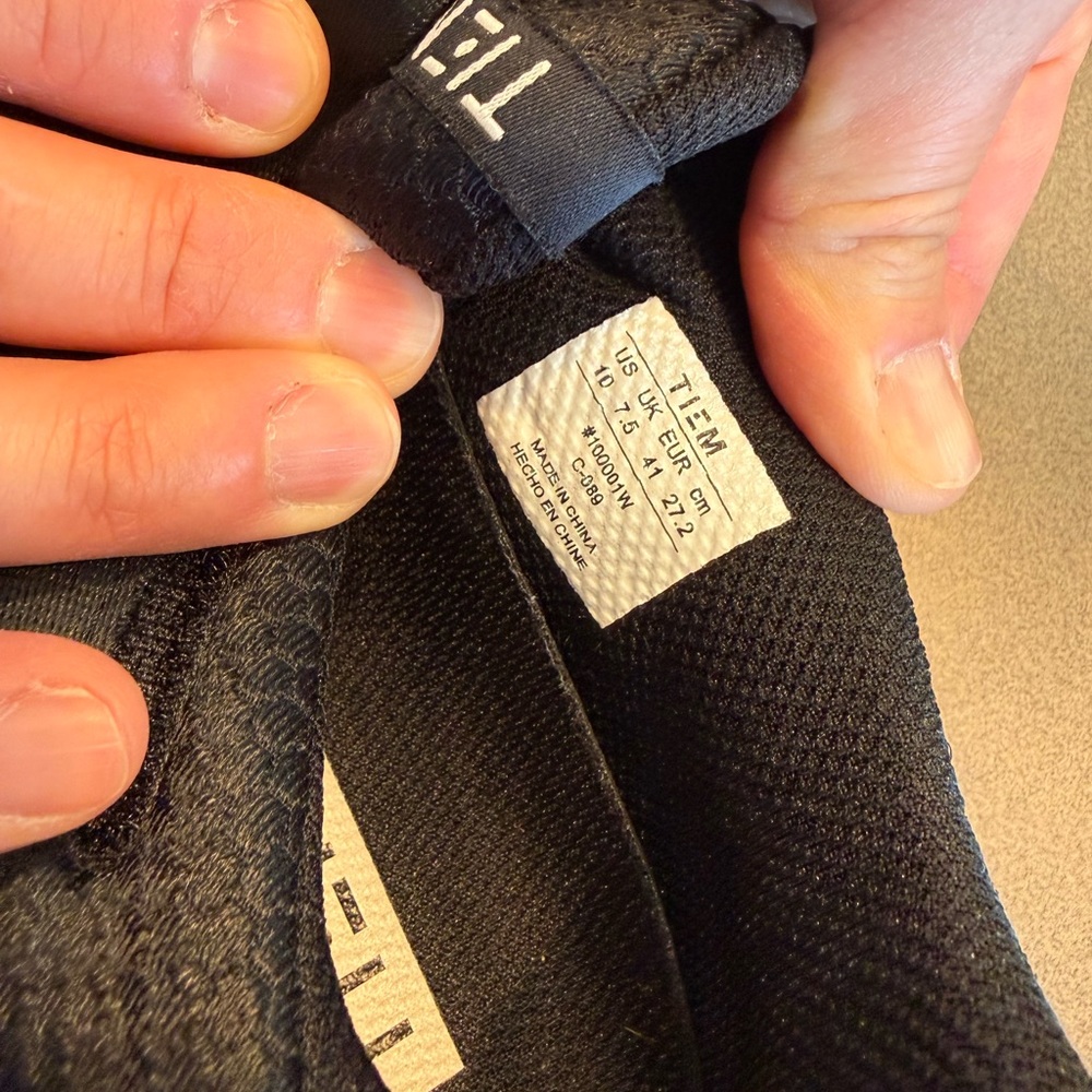 TIEM Women's Black Cycling Shoes - Picture 5 of 5